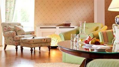 фото отеля Schlosshotel Lerbach