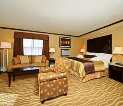 фото отеля Super 8 Motel Wetaskiwin