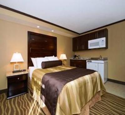 фото отеля Super 8 Motel Wetaskiwin