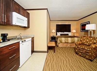 фото отеля Super 8 Motel Wetaskiwin