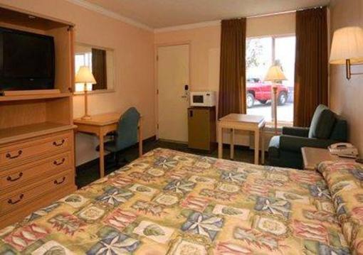 фото отеля Econo Lodge Sequoia Area