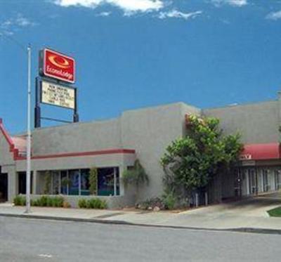 фото отеля Econo Lodge Sequoia Area