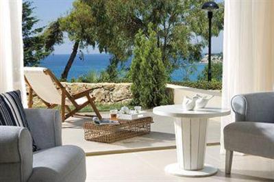 фото отеля Sani Beach Club