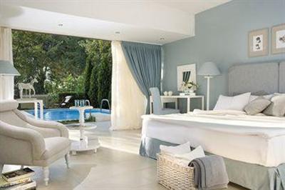 фото отеля Sani Beach Club
