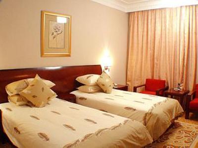 фото отеля New Overseas Chinese Hotel