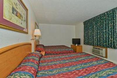 фото отеля Americas Best Value Inn & Suites Bismarck