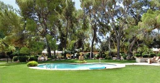 фото отеля SmokeTree Resort & Bungalows