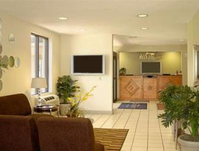 фото отеля Baymont Inn & Suites - Savannah (West)