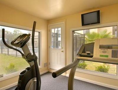 фото отеля Baymont Inn & Suites - Savannah (West)