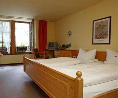 фото отеля Hotel Gasthof Vier Lowen Schonau im Schwarzwald