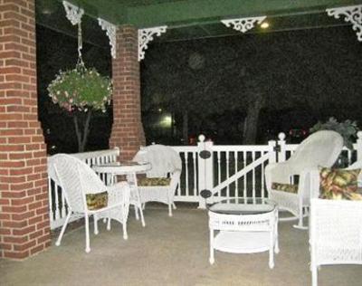 фото отеля Holly Beach Hotel Bed & Breakfast