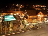 The Lake House at Chelan