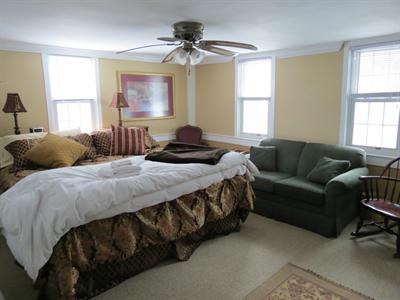 фото отеля Shaker Farm Bed & Breakfast Enfield (New Hampshire)