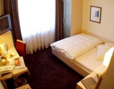 фото отеля Hotel Haus Berlin