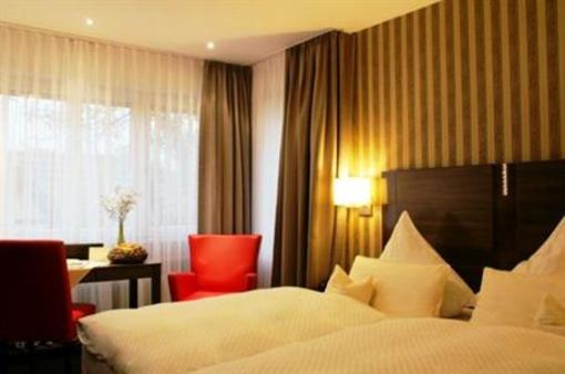 фото отеля Hotel Haus Berlin