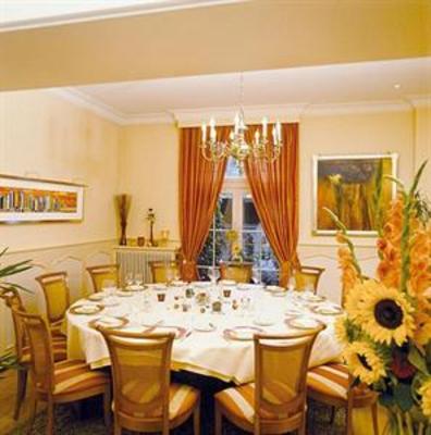 фото отеля Gourmet Hotel Zur Post