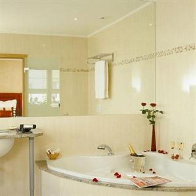 фото отеля Gourmet Hotel Zur Post