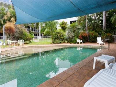 фото отеля The North Star Palm Cove Apartment Cairns
