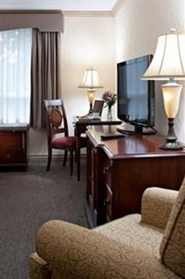 фото отеля Delta Banff Royal Canadian Lodge