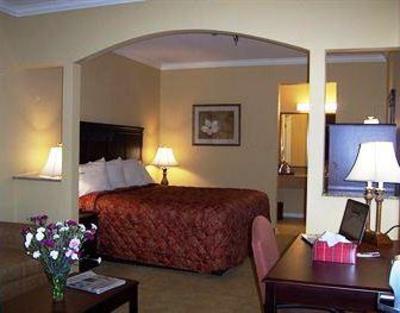 фото отеля Berkshire Inn and Suites Bryant