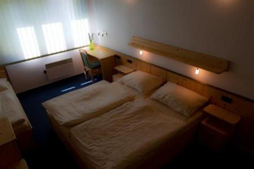 фото отеля Hotel Solenice