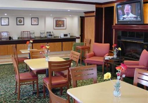фото отеля Fairfield Inn Detroit Troy / Madison Heights