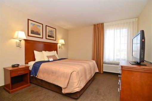 фото отеля Candlewood Suites Chambersburg