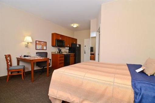 фото отеля Candlewood Suites Chambersburg