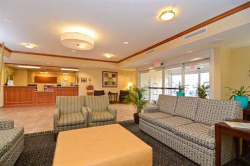 фото отеля Candlewood Suites Chambersburg