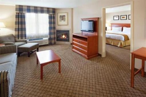 фото отеля Holiday Inn Express Hotel & Suites Tilton