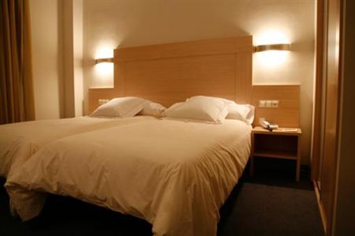 фото отеля Hotel Libet Pelabravo