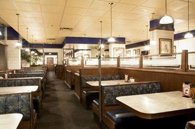 фото отеля Sandman Hotel Lethbridge