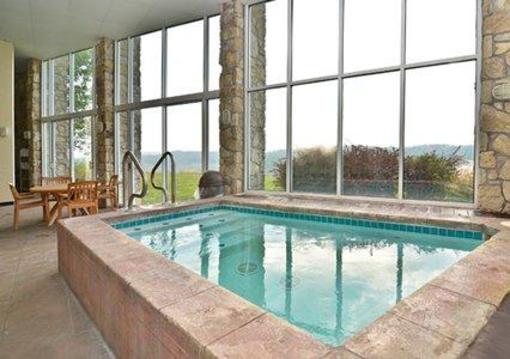 фото отеля Quality Inn Lake Ozark