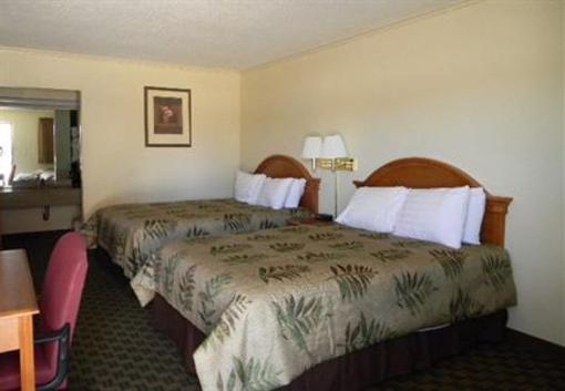фото отеля Best Western Red Coach Inn Newton (Kansas)