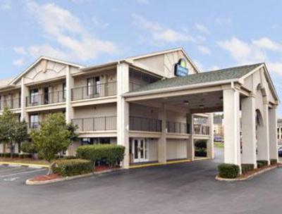 фото отеля Days Inn & Suites Mobile
