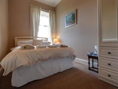 фото отеля Chalmers Bed & Breakfast Ayr