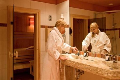 фото отеля Meses Shiraz Wellness & Trening Hotel Superior
