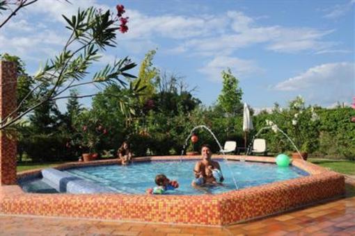 фото отеля Meses Shiraz Wellness & Trening Hotel Superior