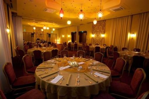фото отеля Meses Shiraz Wellness & Trening Hotel Superior