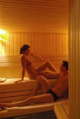 фото отеля Meses Shiraz Wellness & Trening Hotel Superior