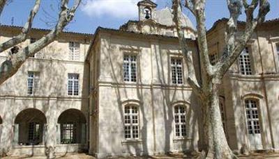 фото отеля Hotel Cloitre Saint Louis