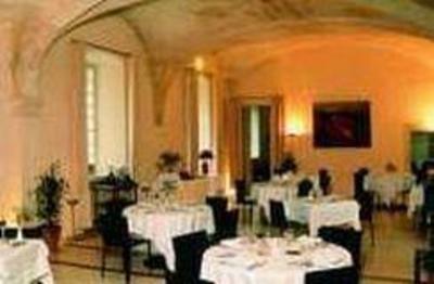 фото отеля Hotel Cloitre Saint Louis