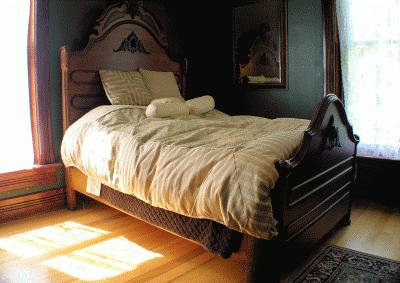 фото отеля Whiskey Mansion Bed & Breakfast