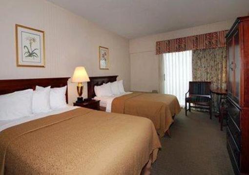 фото отеля Quality Hotel & Suites Central