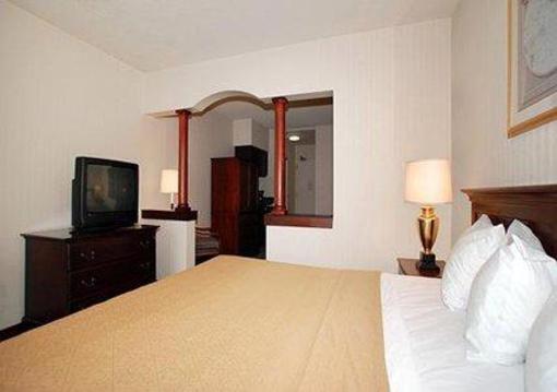 фото отеля Quality Hotel & Suites Central