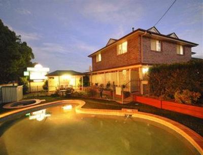 фото отеля Country Gardens Motor Inn Toowoomba