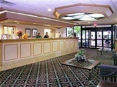 фото отеля Quality Inn Dallas Market Center