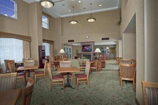 фото отеля Hampton Inn & Suites Rockland