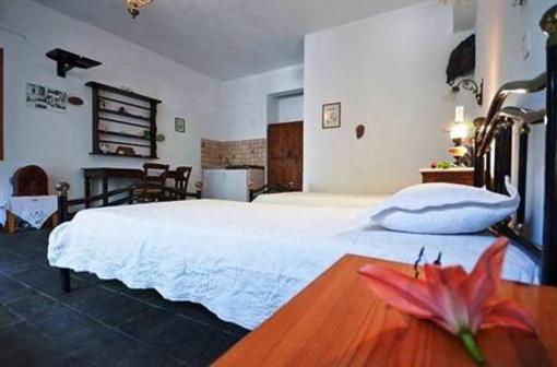 фото отеля Venetiko Apartments Naxos