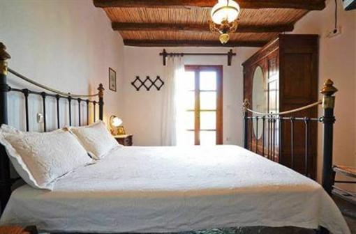 фото отеля Venetiko Apartments Naxos